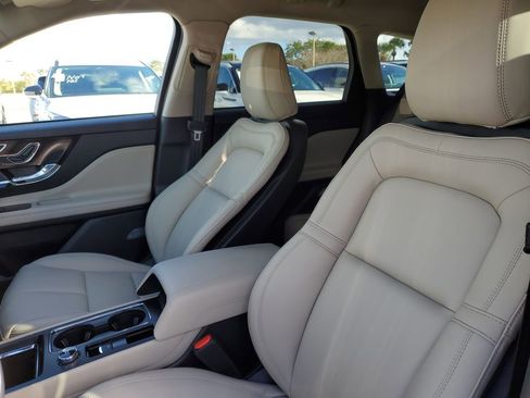 New 2026 Lincoln Corsair Premiere FWD image 22