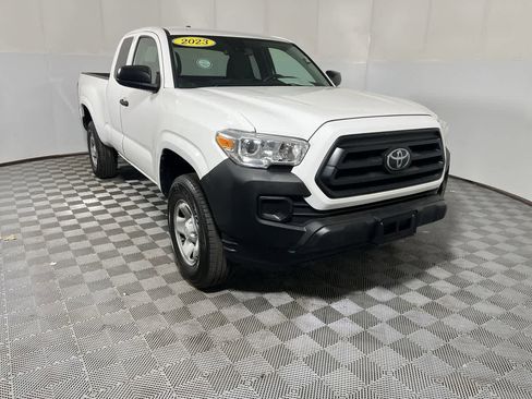 Used 2023 Toyota Tacoma SR RWD image 2