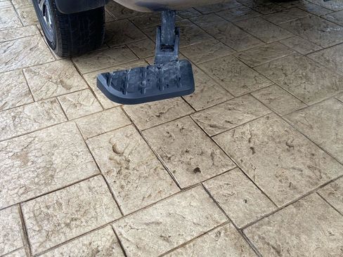 Used 2018 Nissan Titan Platinum Reserve w/ Platinum Utility Package image 15