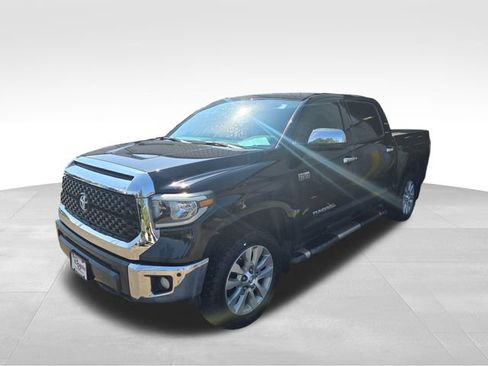 Used 2014 Toyota Tundra Limited w/ Limited Premium Package AWD/4WD image 2