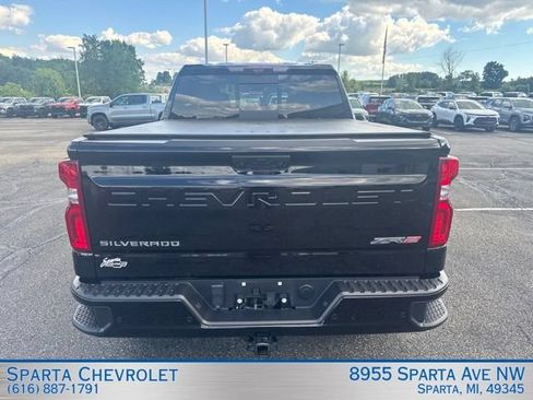 Used 2024 Chevrolet Silverado 1500 ZR2 w/ Technology Package AWD/4WD image 4