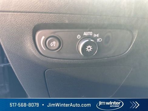 Used 2025 Buick Encore GX Sport Touring image 21