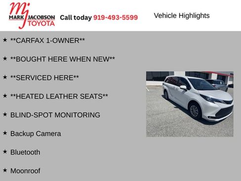 Used 2025 Toyota Sienna XLE FWD image 6