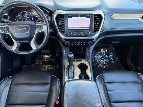 Used 2017 GMC Acadia Denali w/ Technology Package AWD/4WD image 10
