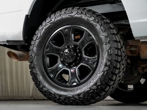 Used 2011 RAM 2500 ST w/ Cold Weather Group AWD/4WD image 40