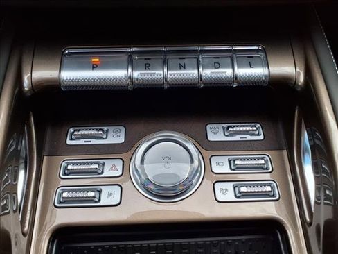 New 2025 Lincoln Nautilus Black Label image 8