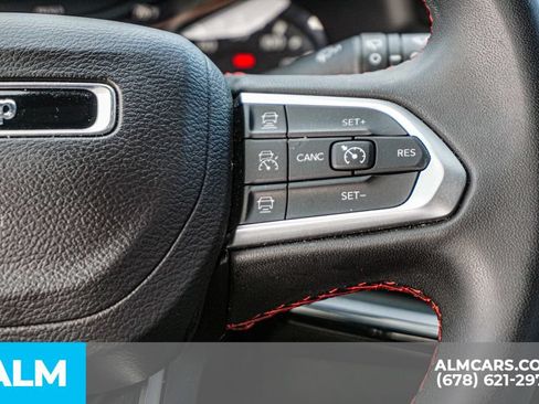 Used 2025 Jeep Compass Trailhawk AWD/4WD image 29