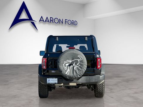 New 2026 Ford Bronco Outer Banks w/ Black Appearance Package AWD/4WD image 5