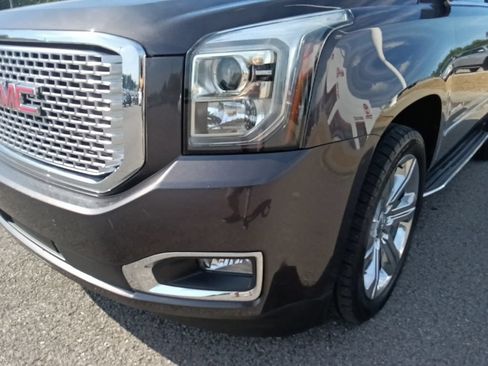 Used 2017 GMC Yukon Denali w/ Open Road Package AWD/4WD image 9