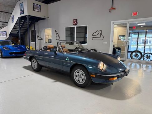 Used 1988 Alfa Romeo Spider Veloce RWD image 45
