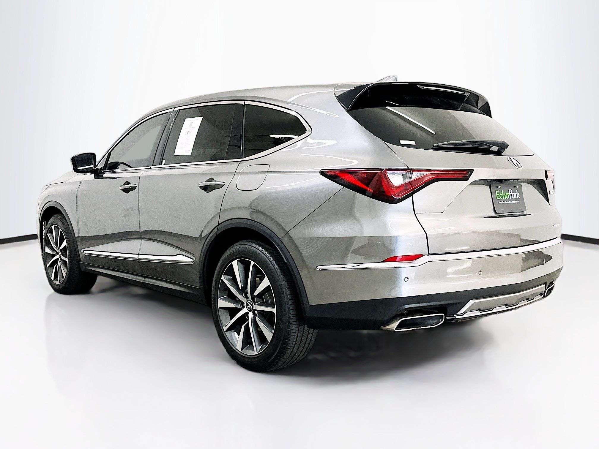 Used 2025 Acura MDX w/ Technology Package AWD/4WD image 5