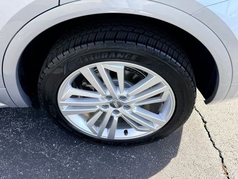 Used 2018 Audi Q5 Premium Plus w/ Premium Plus Package image 9