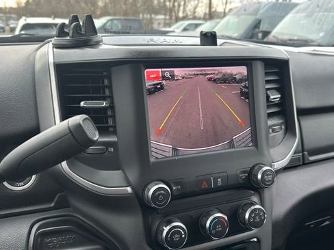 Used 2024 RAM 3500 Big Horn image 29