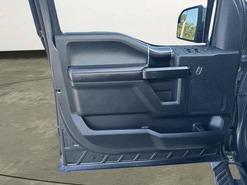 Used 2018 Ford F150 XLT w/ Equipment Group 302A Luxury AWD/4WD image 11