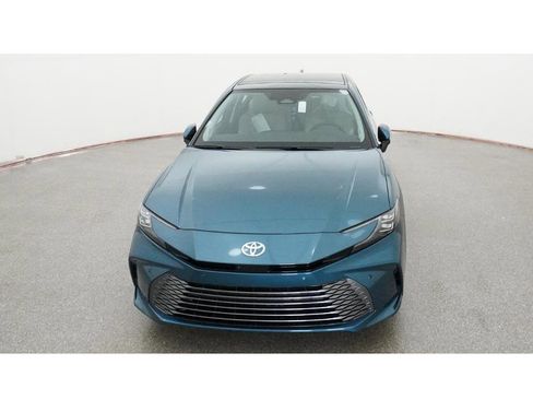 New 2026 Toyota Camry XLE image 15