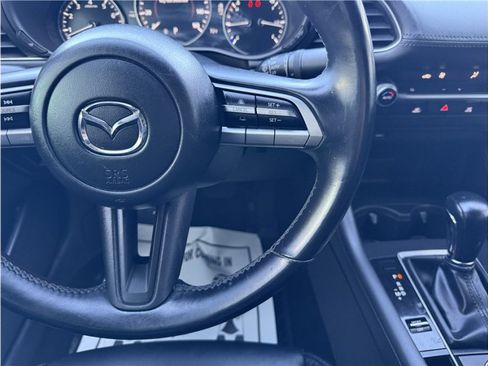 Used 2021 MAZDA MAZDA3 s image 35