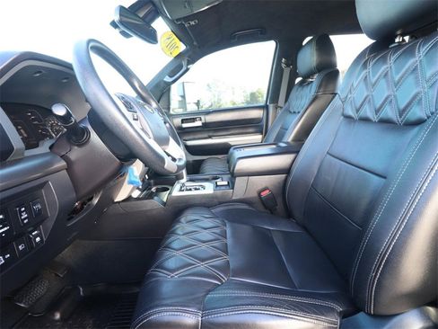 Used 2018 Toyota Tundra SR5 image 2