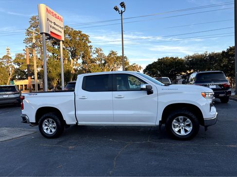 Used 2022 Chevrolet Silverado 1500 LT w/ Protection Package image 28