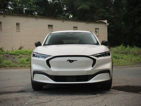 Used 2023 Ford Mustang Mach-E Select RWD image 3