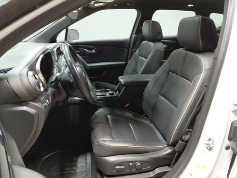 Certified 2022 Chevrolet Blazer Premier w/ Enhanced Convenience Package AWD/4WD image 26