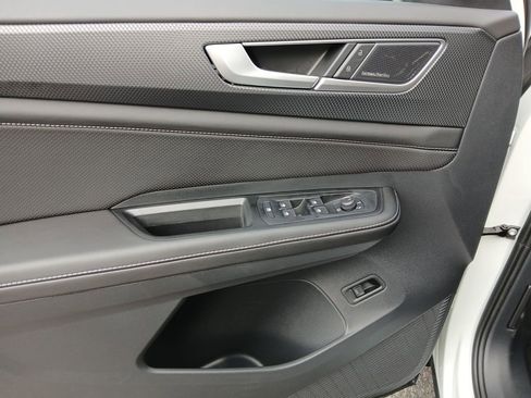 New 2026 Volkswagen Atlas Cross Sport SEL Premium R-Line image 11