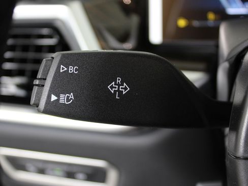 New 2026 BMW X7 xDrive40i w/ Premium Package image 29