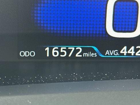 Used 2020 Toyota Prius Prime LE image 33