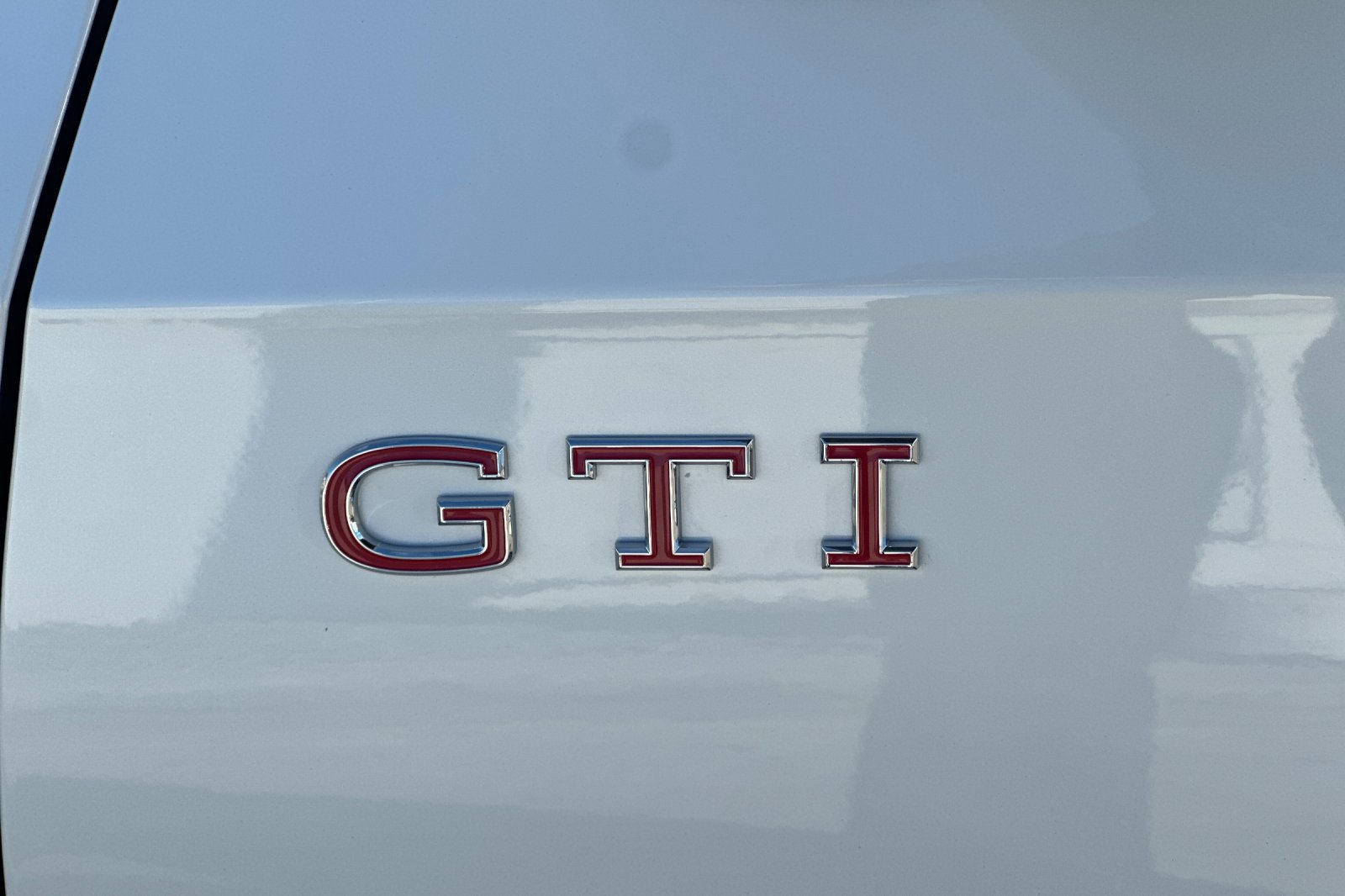 New 2026 Volkswagen GTI SE FWD image 7