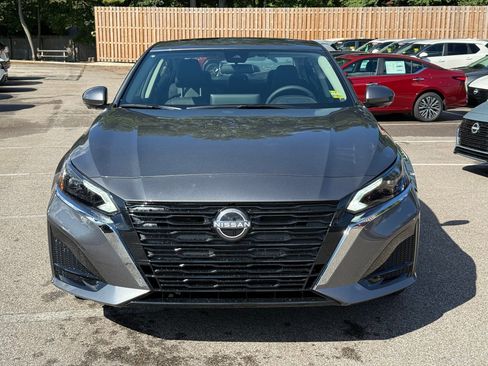 New 2025 Nissan Altima 2.5 SL image 5