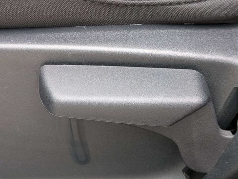 Used 2025 Ford Escape Active AWD/4WD image 24