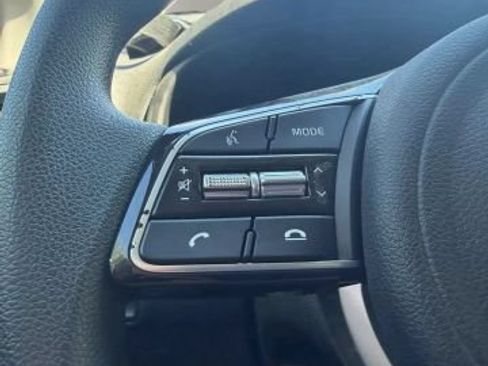 Used 2022 Kia Sportage LX FWD image 11