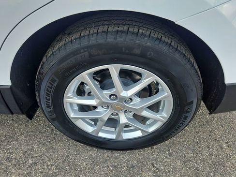 Used 2024 Chevrolet Equinox LT image 20