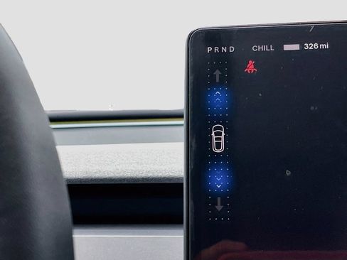 Used 2025 Tesla Model 3 Long Range RWD image 16