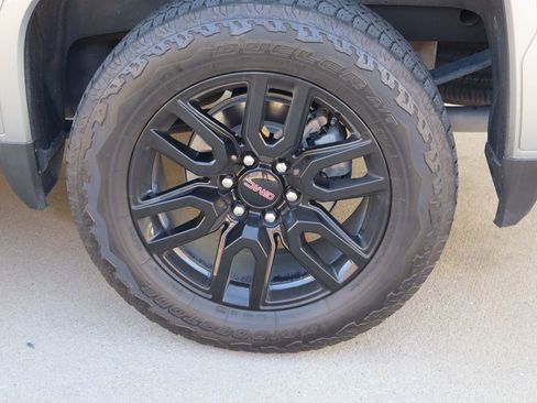 Used 2024 GMC Sierra 1500 Elevation AWD/4WD image 27