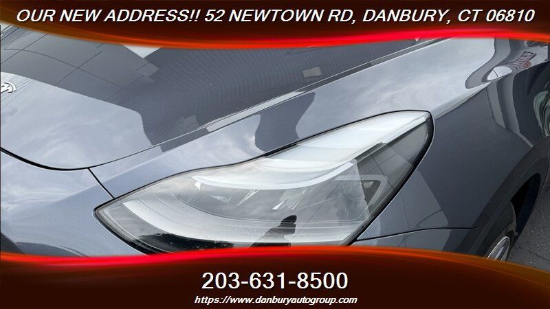 Used 2023 Tesla Model Y 2WD image 9