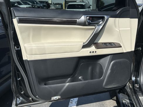 Used 2023 Lexus GX 460 Premium AWD/4WD image 14