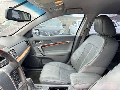 Used 2010 Lincoln MKZ FWD image 32