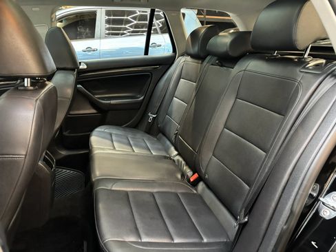 Used 2012 Volkswagen Jetta TDI FWD image 10