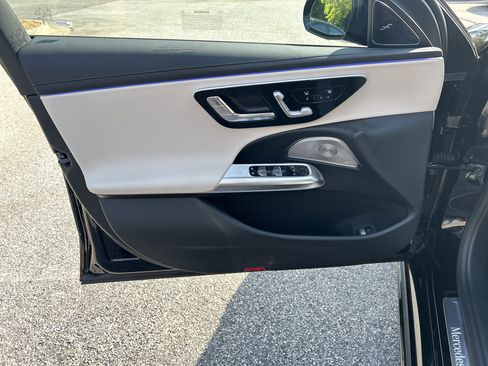 New 2026 Mercedes-Benz E 450 4MATIC Sedan image 17