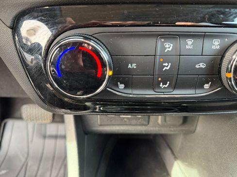 Used 2023 Buick Encore GX Preferred w/ Cold Weather Comfort Package AWD/4WD image 24