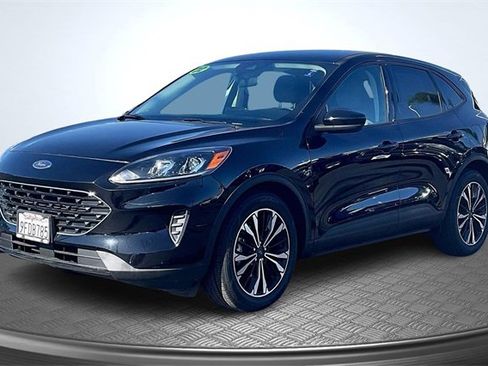 Used 2022 Ford Escape SE w/ SE Sport Appearance Package image 12