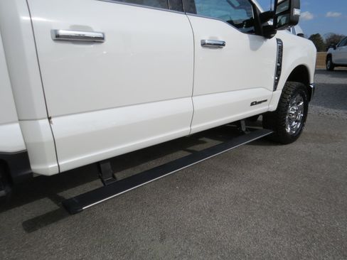 Used 2023 Ford F250 Lariat w/ Lariat Ultimate Package image 12