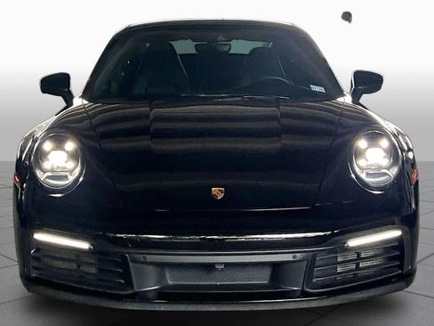 Used 2024 Porsche 911 Carrera RWD image 3