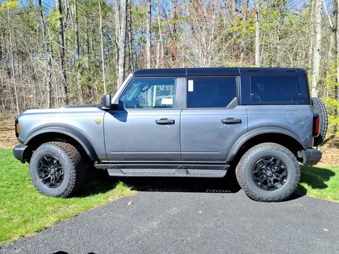 New 2026 Ford Bronco Badlands AWD/4WD image 3