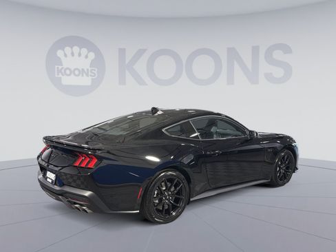 Used 2025 Ford Mustang GT Premium RWD image 7