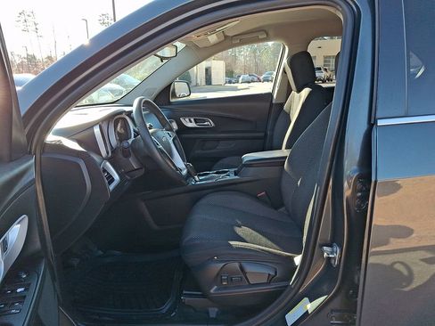 Used 2017 Chevrolet Equinox LT image 14