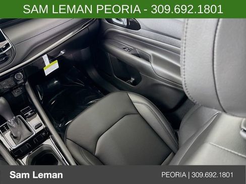 New 2026 Jeep Compass Limited image 22