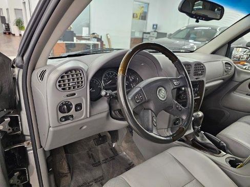 Used 2005 Buick Rainier CXL w/ Luxury Package AWD/4WD image 7