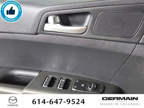 Used 2018 Kia Sportage LX AWD/4WD image 27