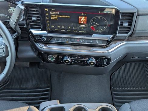 Used 2024 GMC Sierra 1500 Elevation AWD/4WD image 7